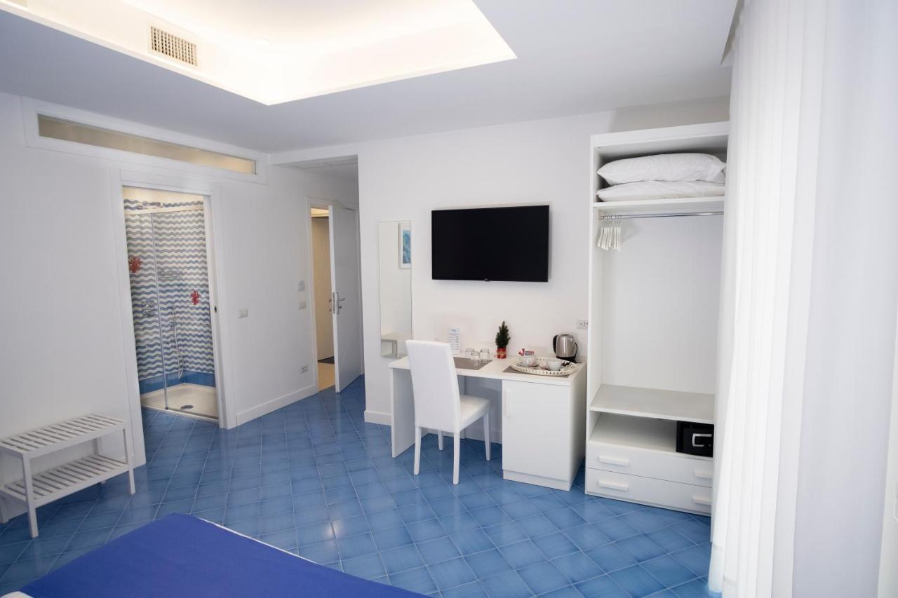 Domus Sole Bed and Breakfast Sorrento Buitenkant foto