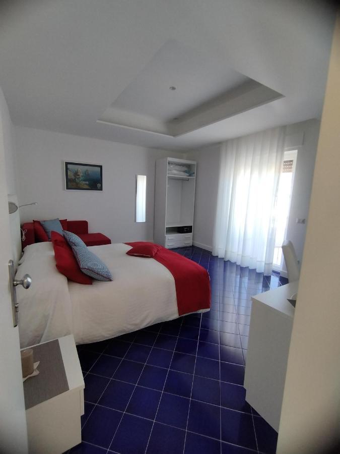 Domus Sole Bed and Breakfast Sorrento Buitenkant foto