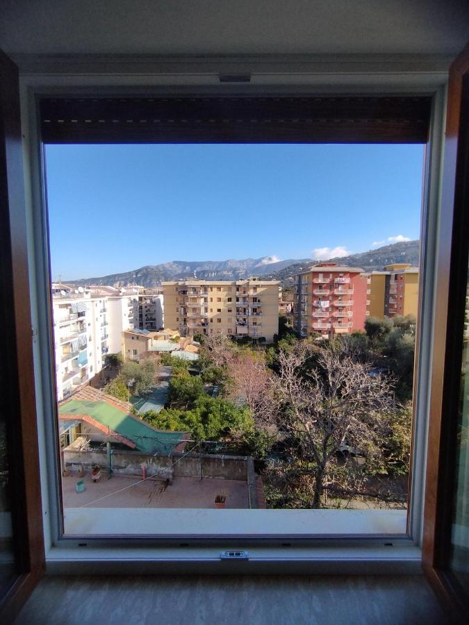 Domus Sole Bed and Breakfast Sorrento Buitenkant foto